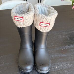 Hunter Black Rubber Rain Boots with Light Gray Knit Cuff Socks